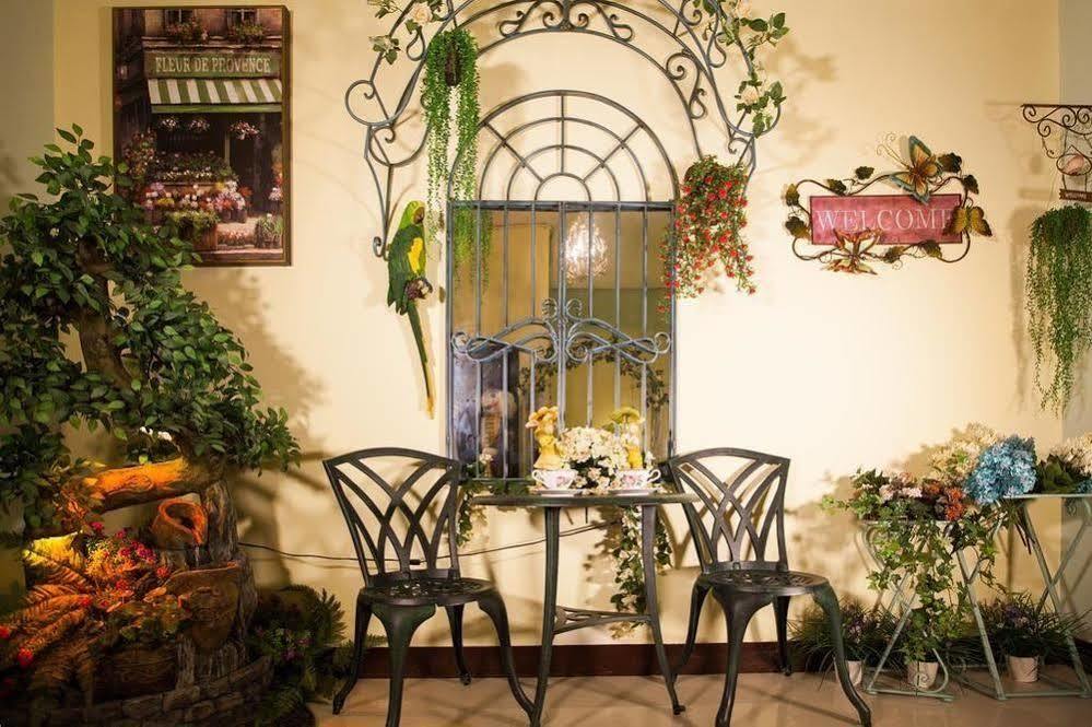 Sunflower B&B II Hualien City Exterior photo